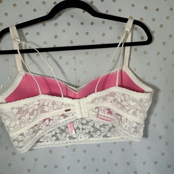 PINK Victoria's Secret Floral Lace Bralette in Cream - Picture 3 of 10